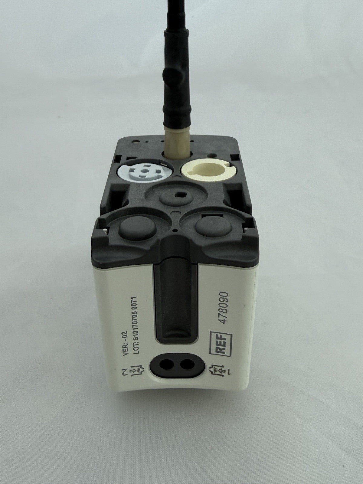Intuitive 478090 Surgical Da Vinci Xi - Permanent Cautery Hook - 5 mm