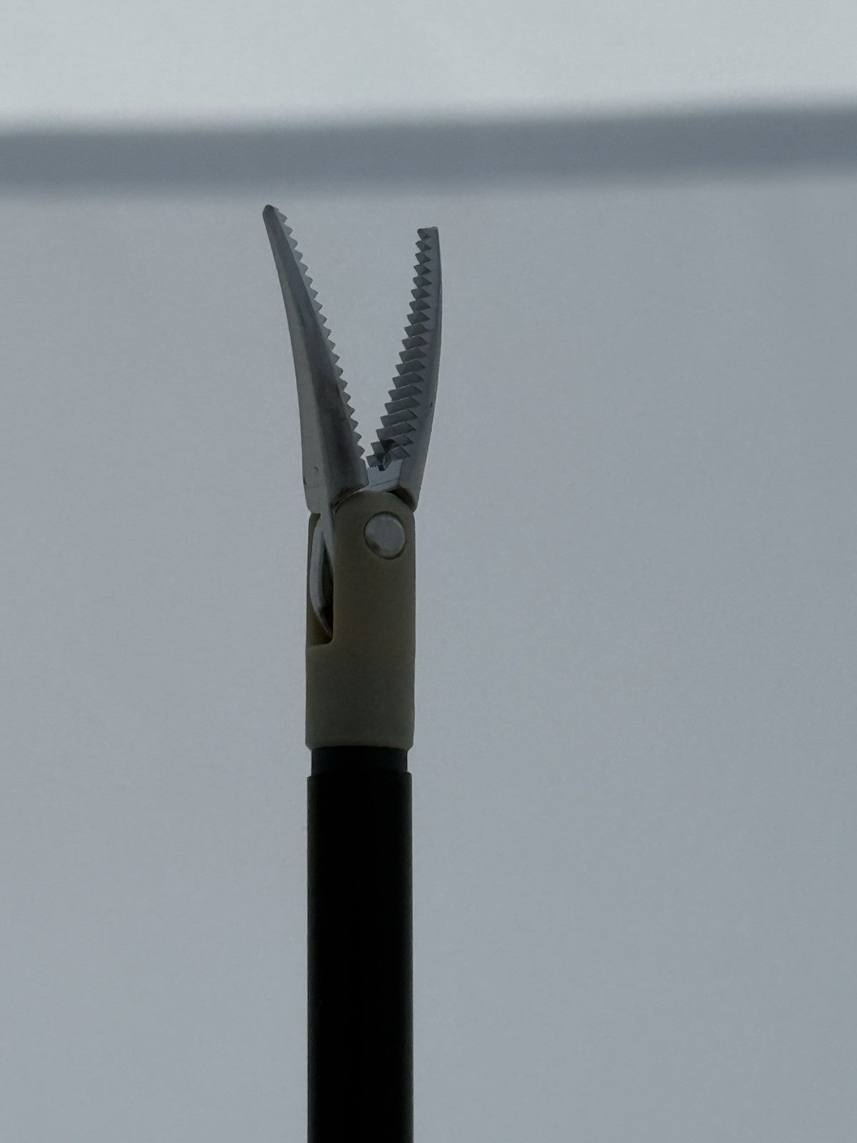 Intuitive 478050 Surgical Da Vinci Xi - Maryland Dissector Single-Site 5 mm