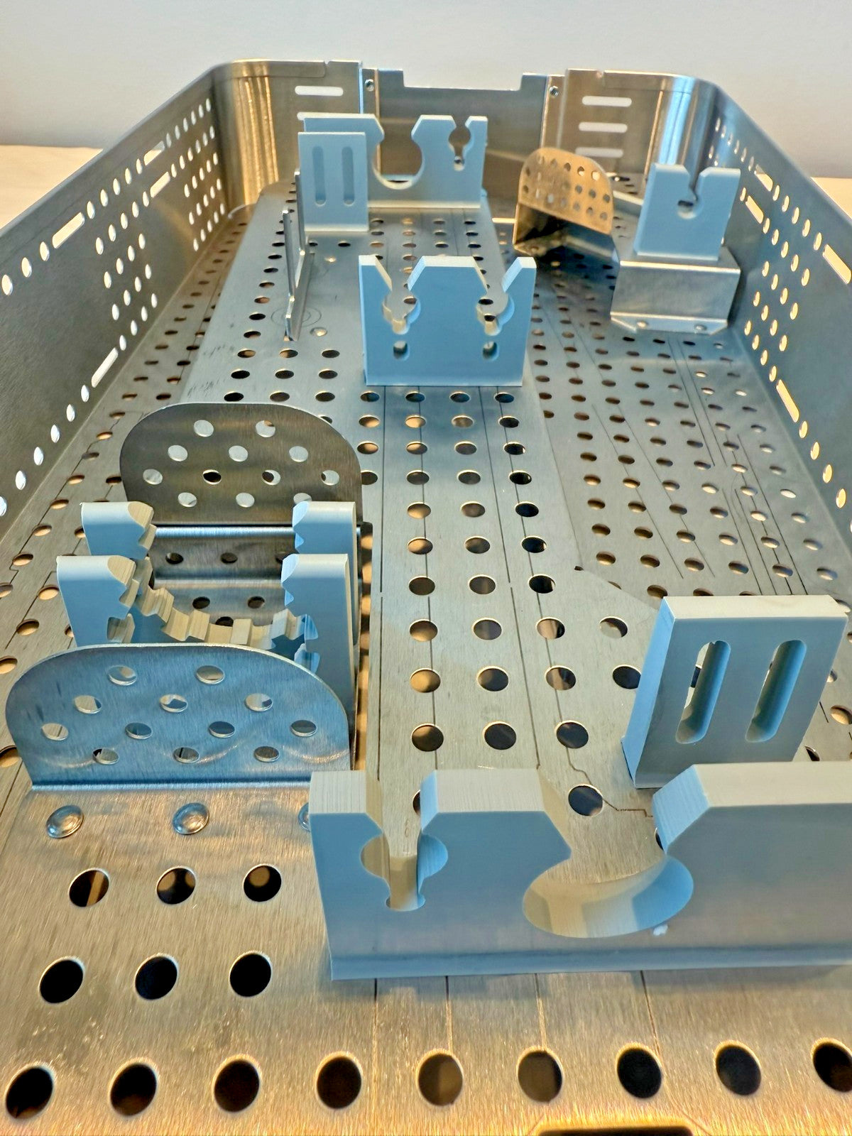 Stryker AIM Endoscopy Sterilization Tray 233-032-301
