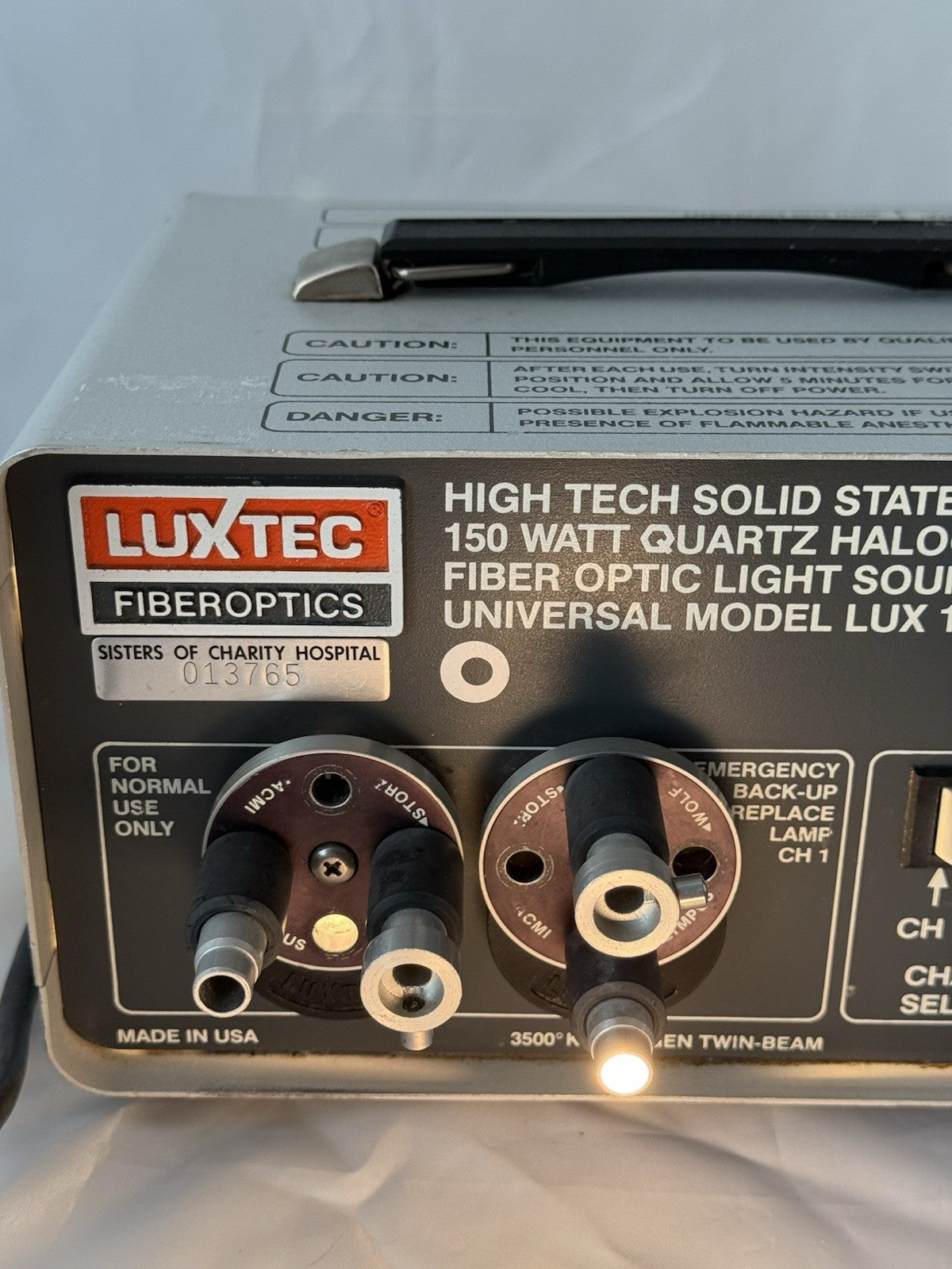 Luxtec Fiber Optic Light Source LUX 1150 - 3500k Twin Beam