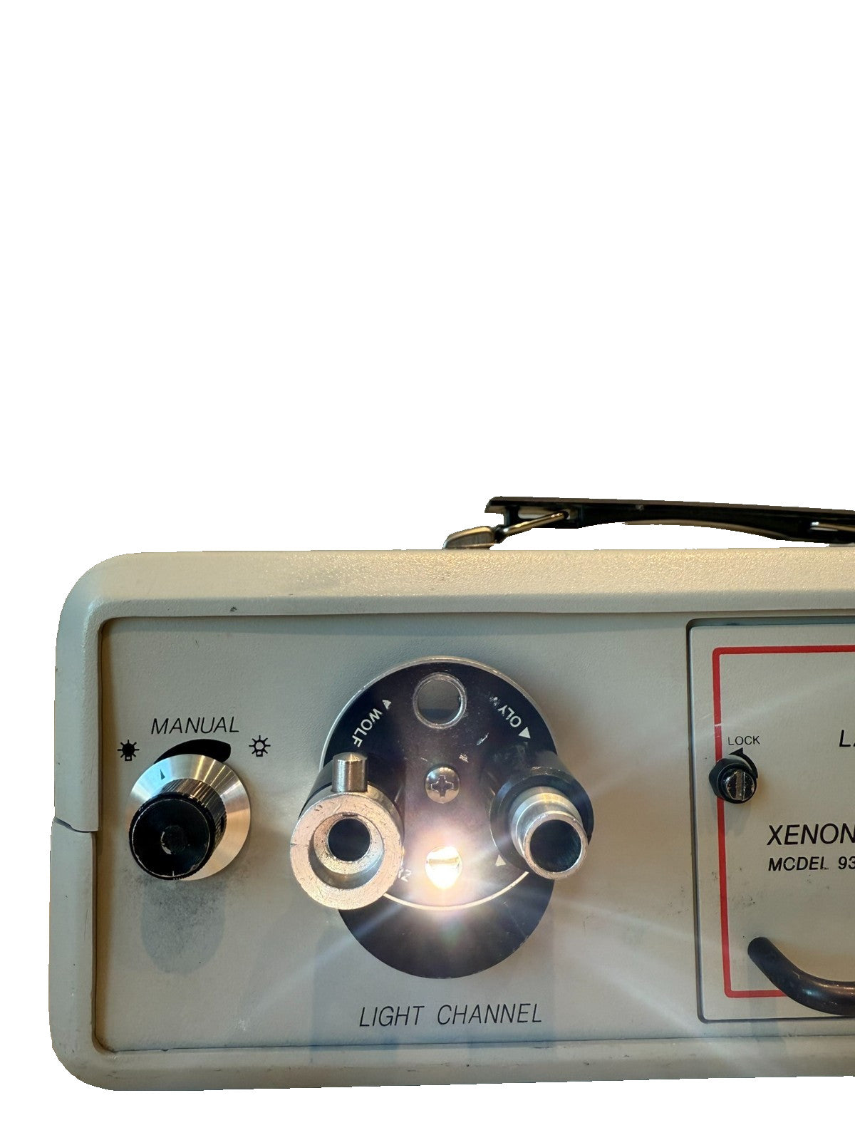 Luxtec Xenon Series 9000 Model 9300 Light Source w/ Light Cable Integra 0023009