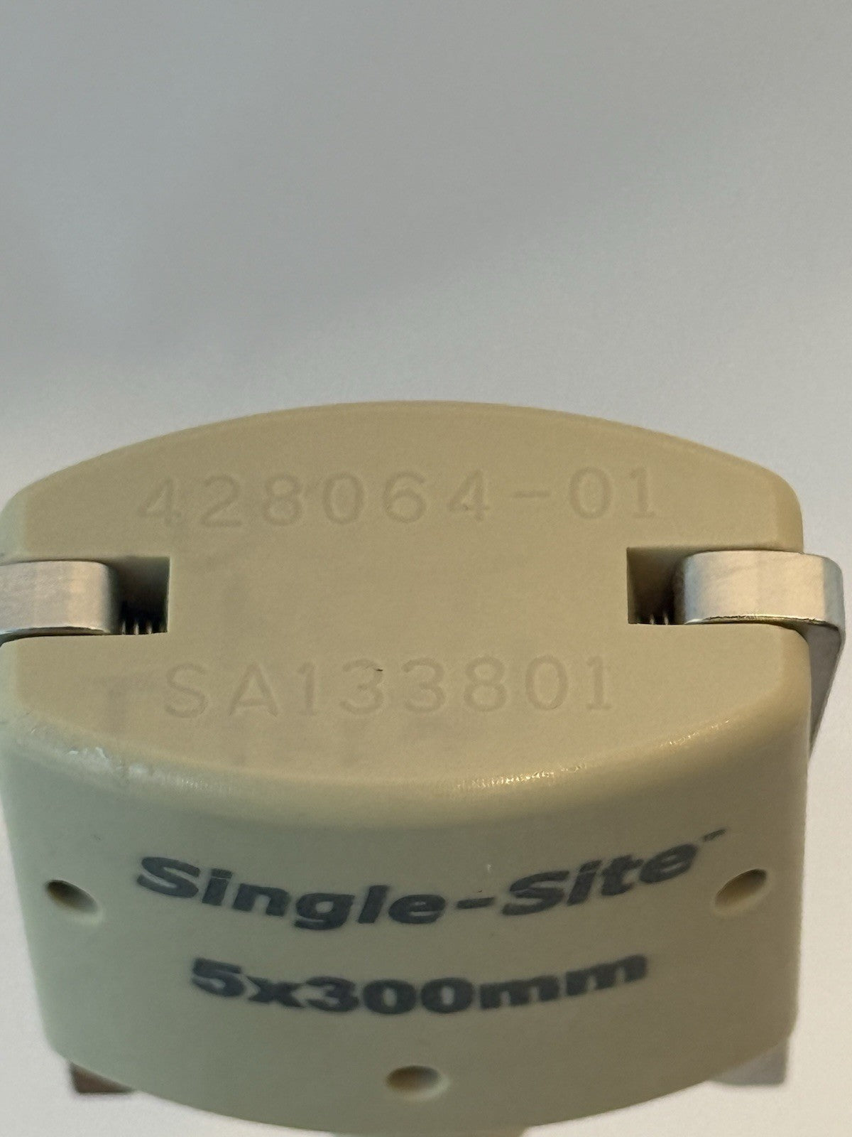 Intuitive Da Vinci Single-Site 5x300mm Blunt Obturator 428064-01