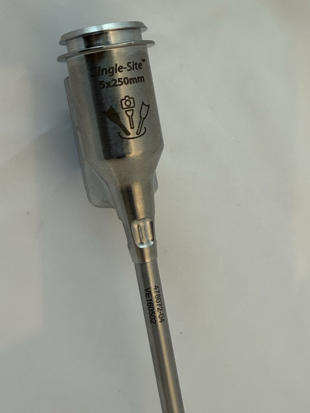 Intuitive Da Vinci Single-Site Curved Cannula Instrument 478072-04