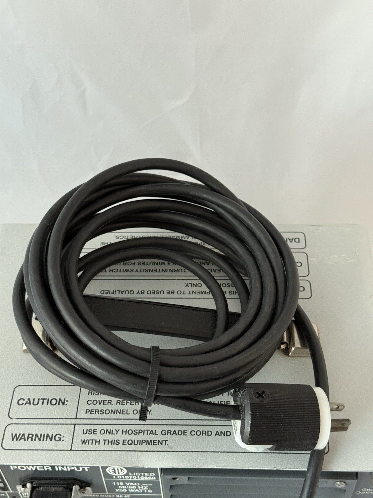Luxtec Fiber Optic Light Source LUX 1150 - 3500k Twin Beam